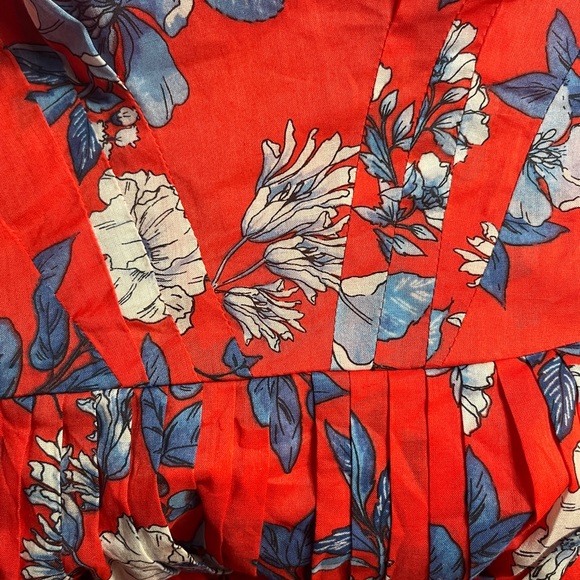 tommy hilfiger snatched red dress with blue florals & attached tie waist size 2 - Picture 10 of 10